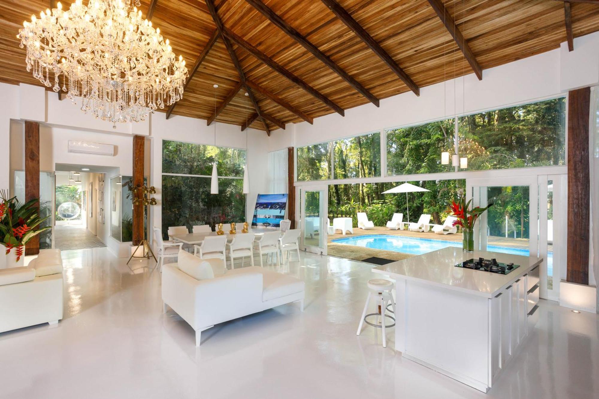 Le Cameleon Boutique Hotel Puerto Viejo de Talamanca ภายนอก รูปภาพ